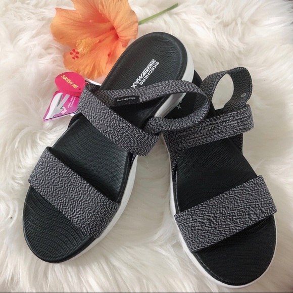 skechers on the go 600 ideal